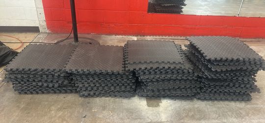 Interlock Mats  120 counts