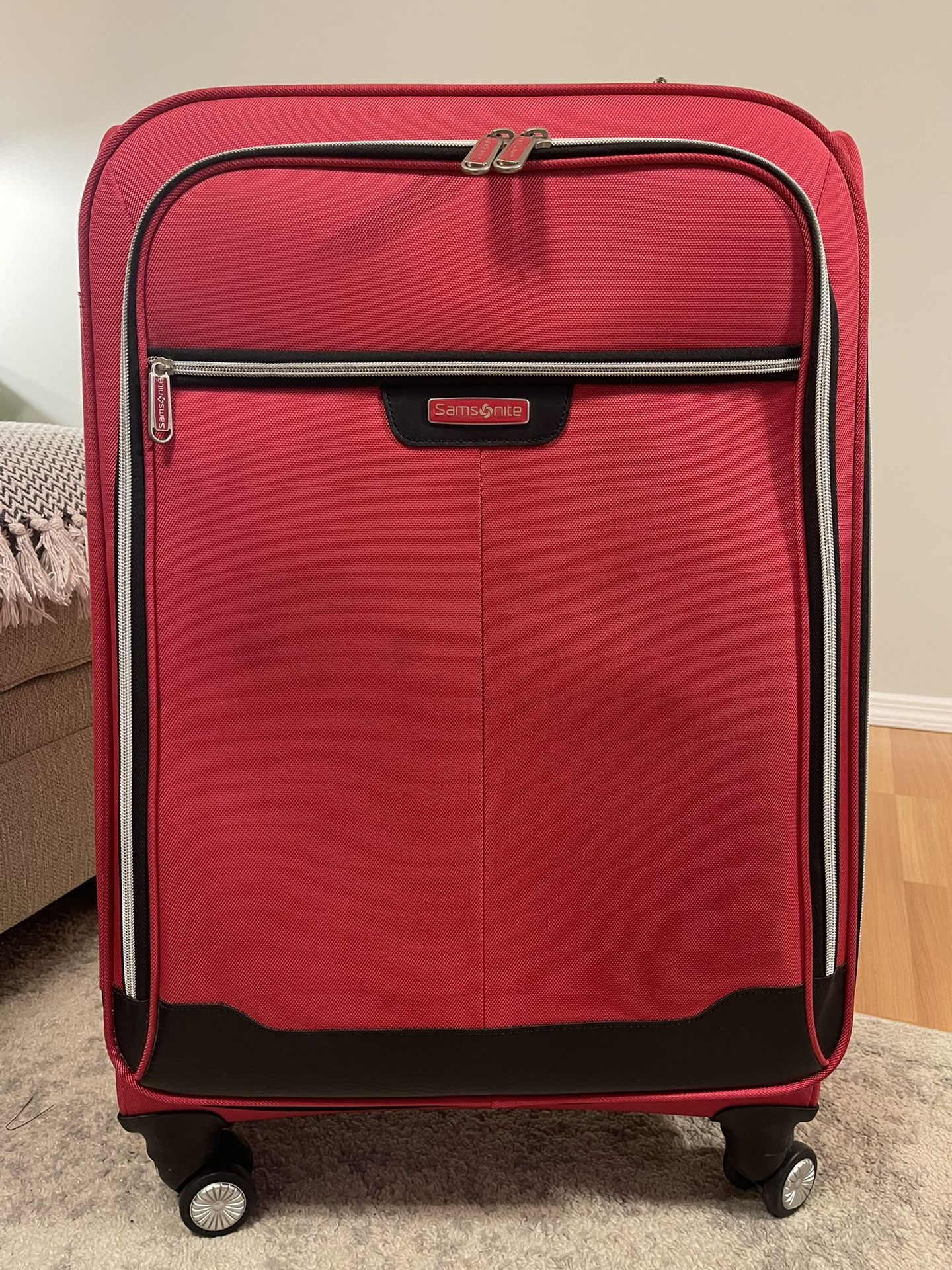 Samsonite Large Pink Suitcase
