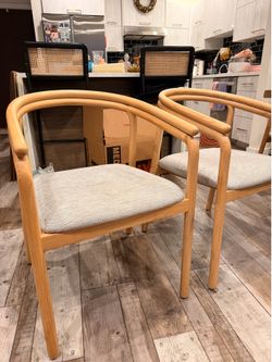 Selling 6 Dining Chair