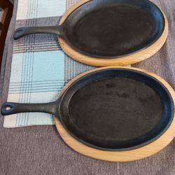 Bayou Classic Cast Iron Fajitas Plates