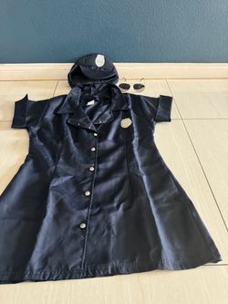 Women’s cop costume