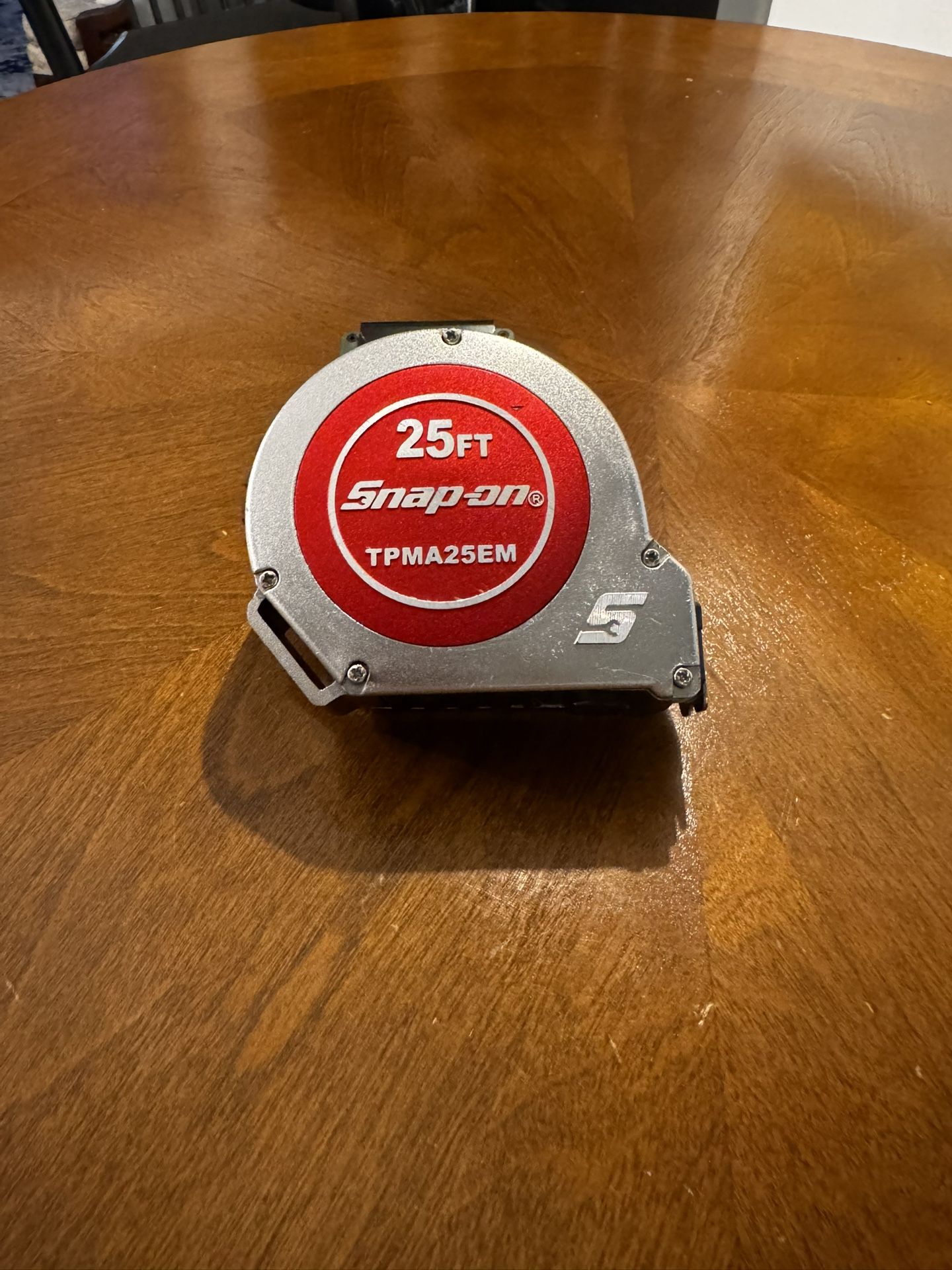 Snap On tape measure 25ft