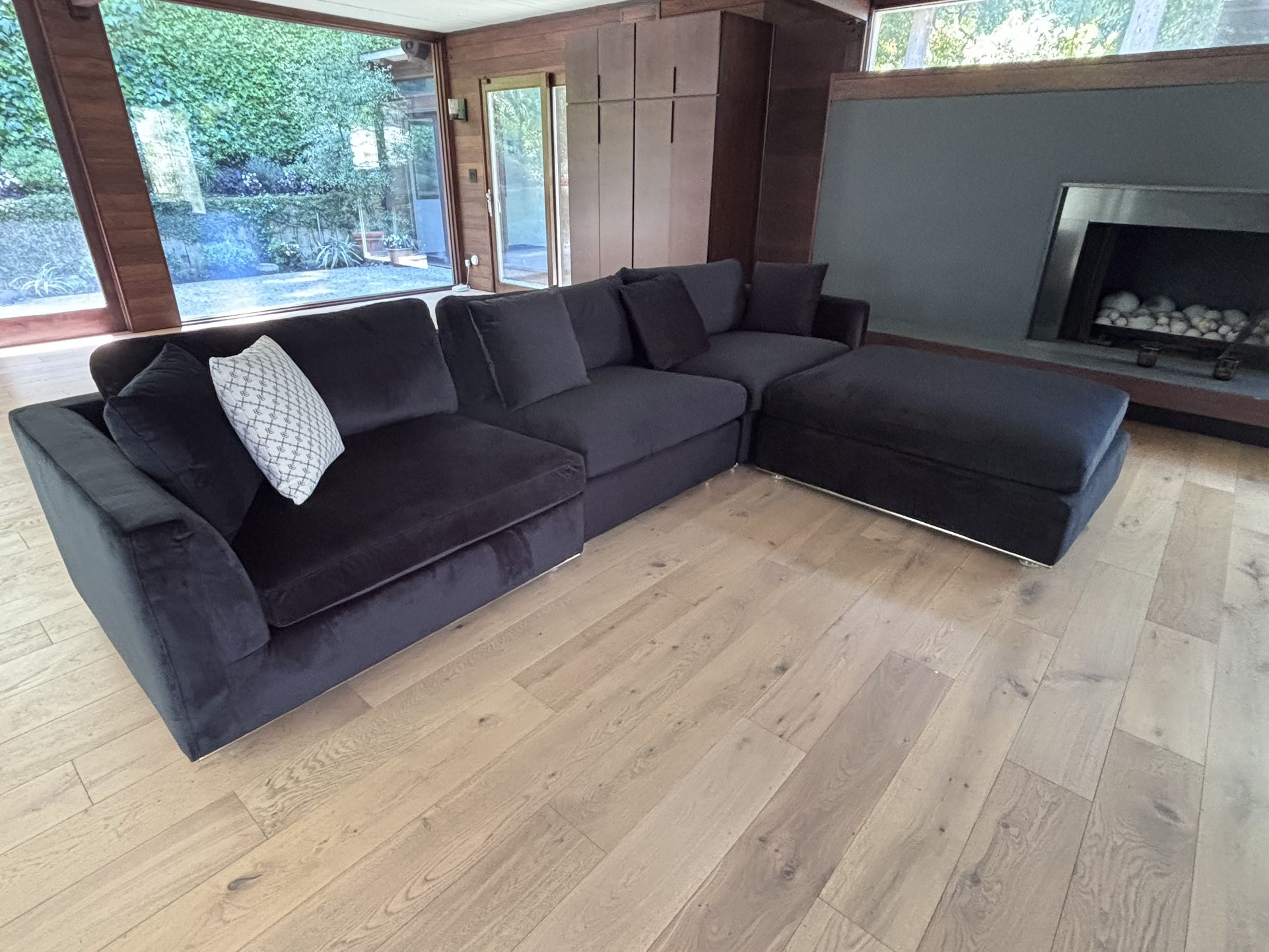 $1,950 OBO LIKE NEW ROVE CONCEPTS MILO MODULAR SECTIONAL