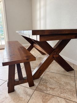 Great condition Pottery Barn Large Wooden Table