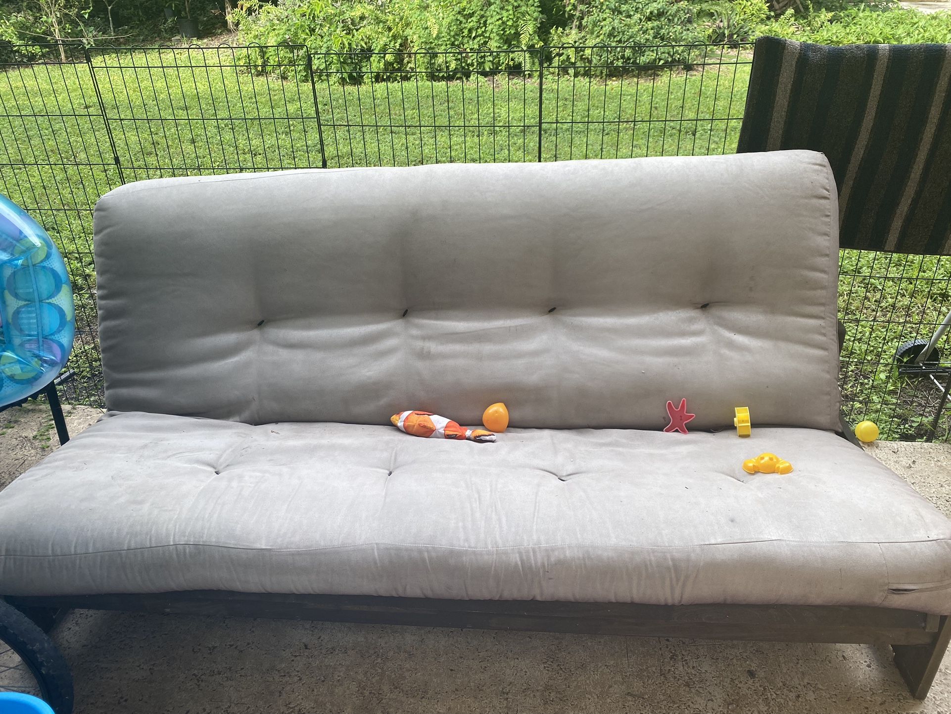 Couch Bed Free