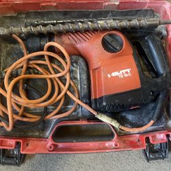 Hilti Hammer Kit with 3 Drill Bits 