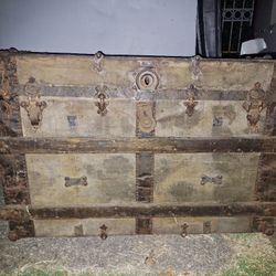Antique Large Wooden Steamer Trunk Chest