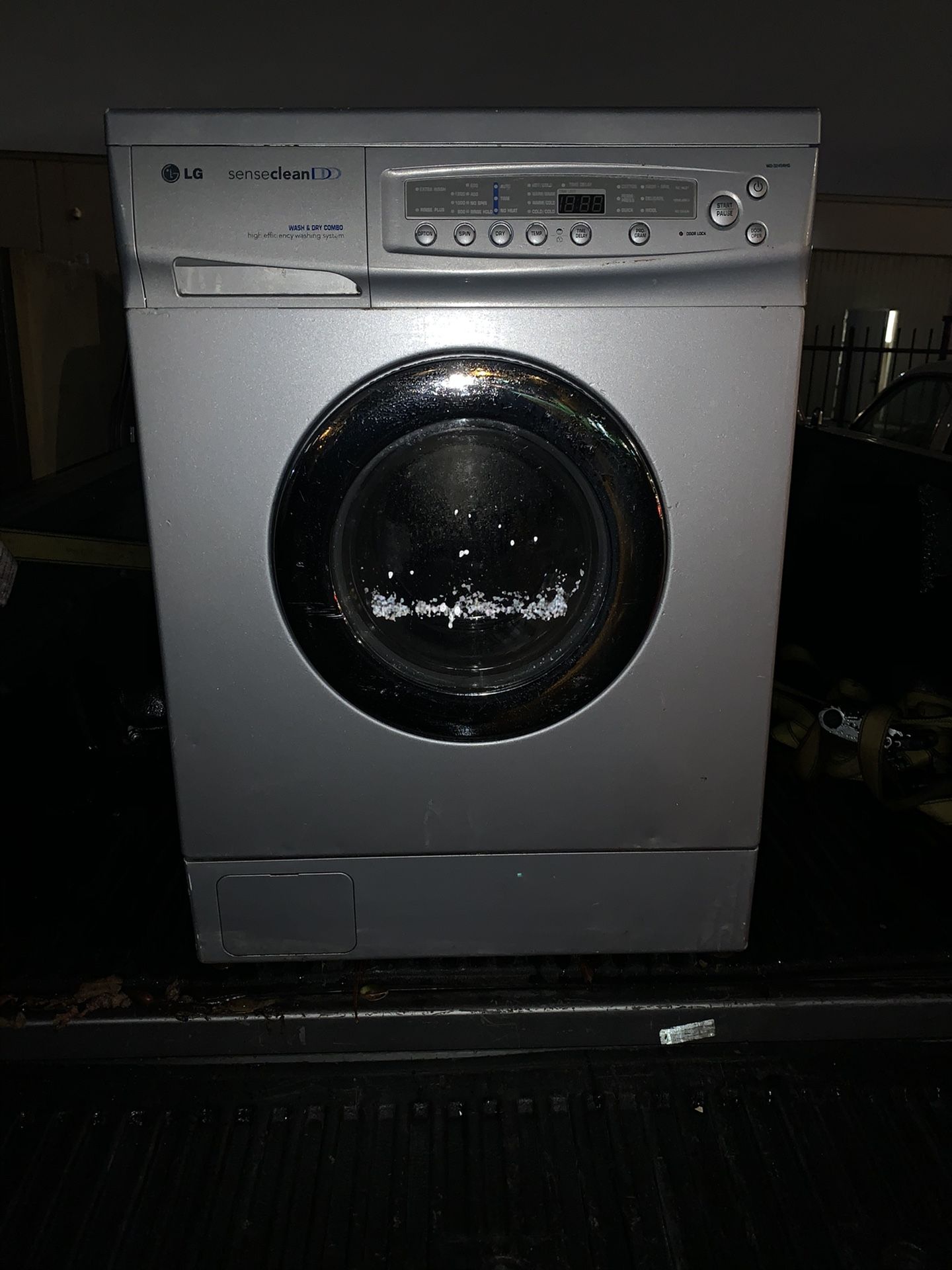 LG washer& dryer combo