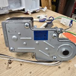 Ice Auger Motor From LG REFRIGERATOR 