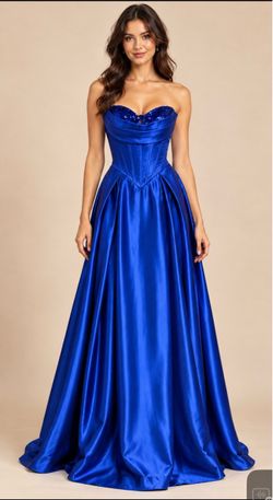 prom / party/ Royal Blue Satin Strapless Ball Gown size 8