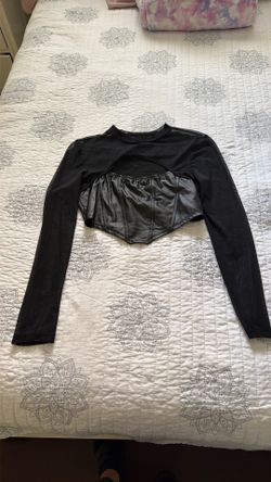 SHEIN long sleeve crop top