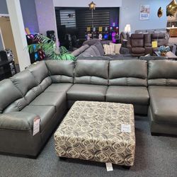 Sectional In Stock For Immediate Delivery 