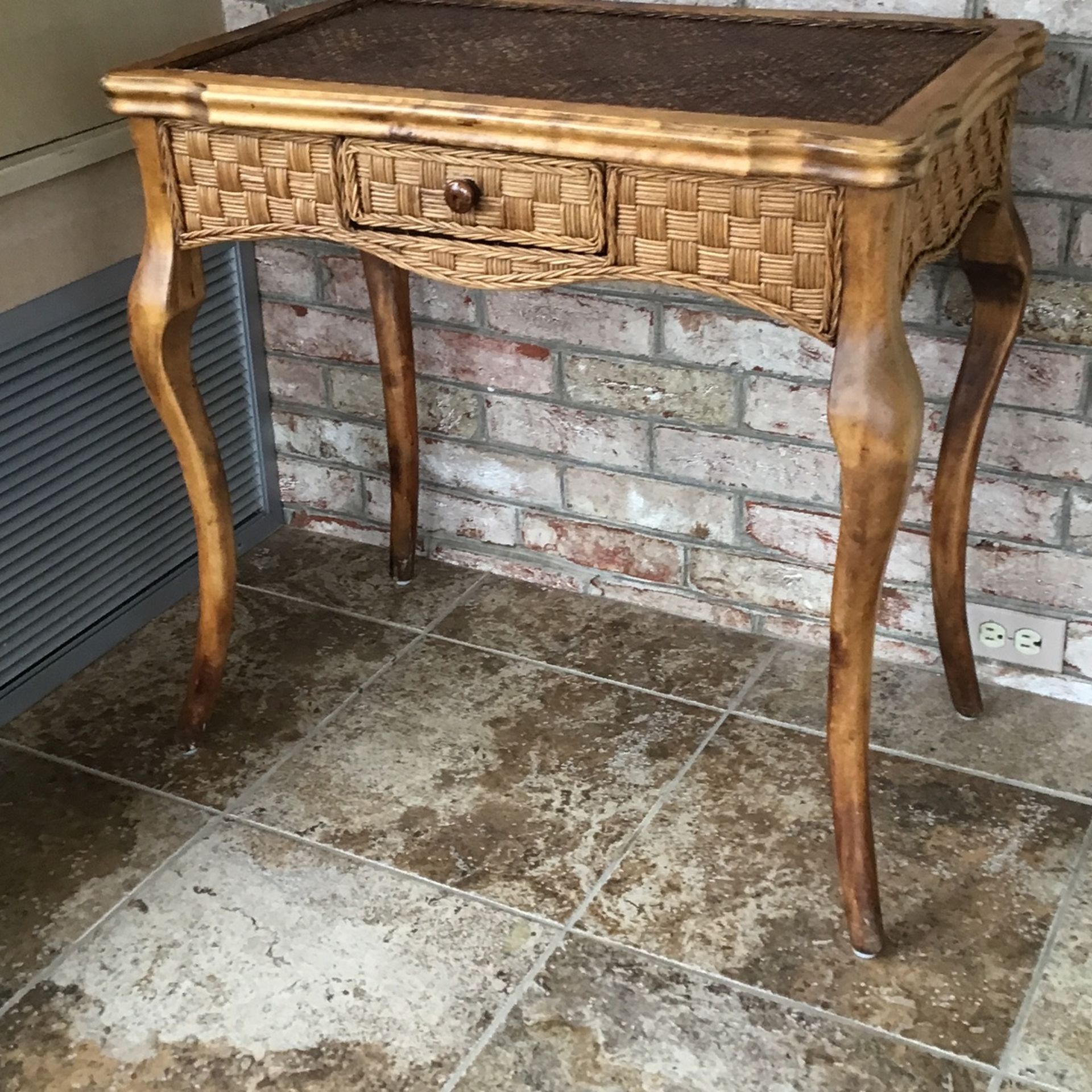 Tommy Bahama Desk, Table