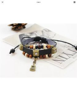 Leather bracelet