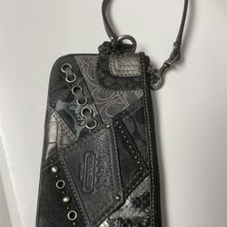Coach Wristlet (never been used) 