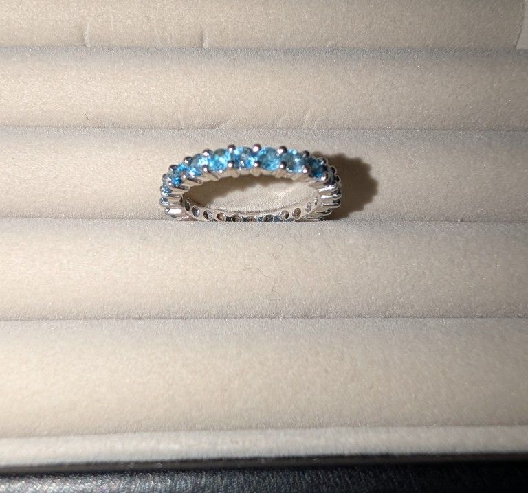 10K White Gold Eternity Ring