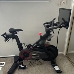 Peleton bike