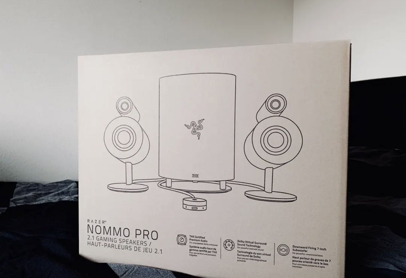 Razer Nommo Pro: THX Certified Premium Audio - Dolby Virtual Surround Sound - LED Illuminated Control Pod - Downward Firing Subwoofer - Powered Chroma