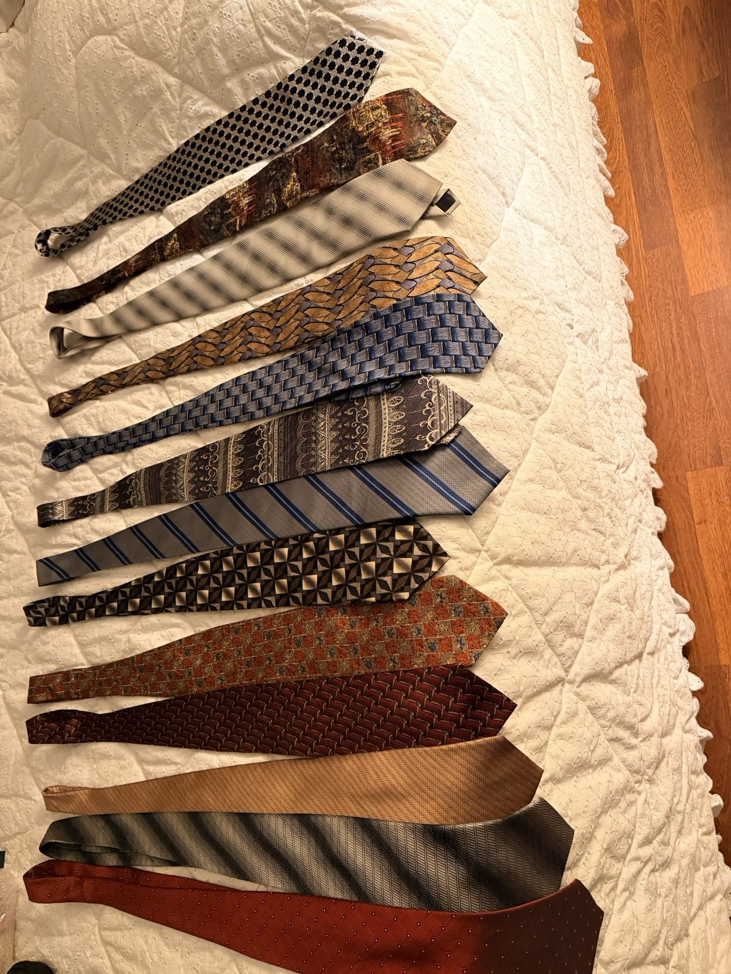 14Ties For $25 Louis Vuitton J Garcia Hugo Boss And More Silk