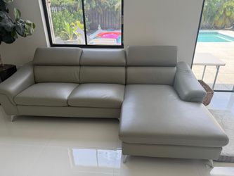 Sectional Sofa