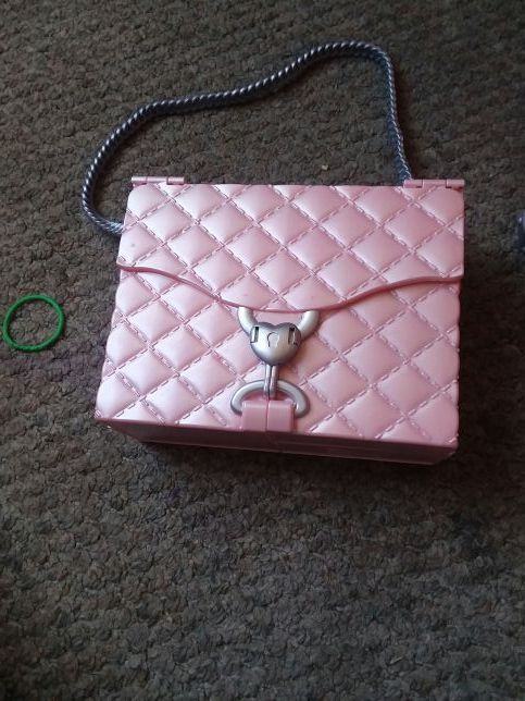 Adrian Atoms project mc square spy bag