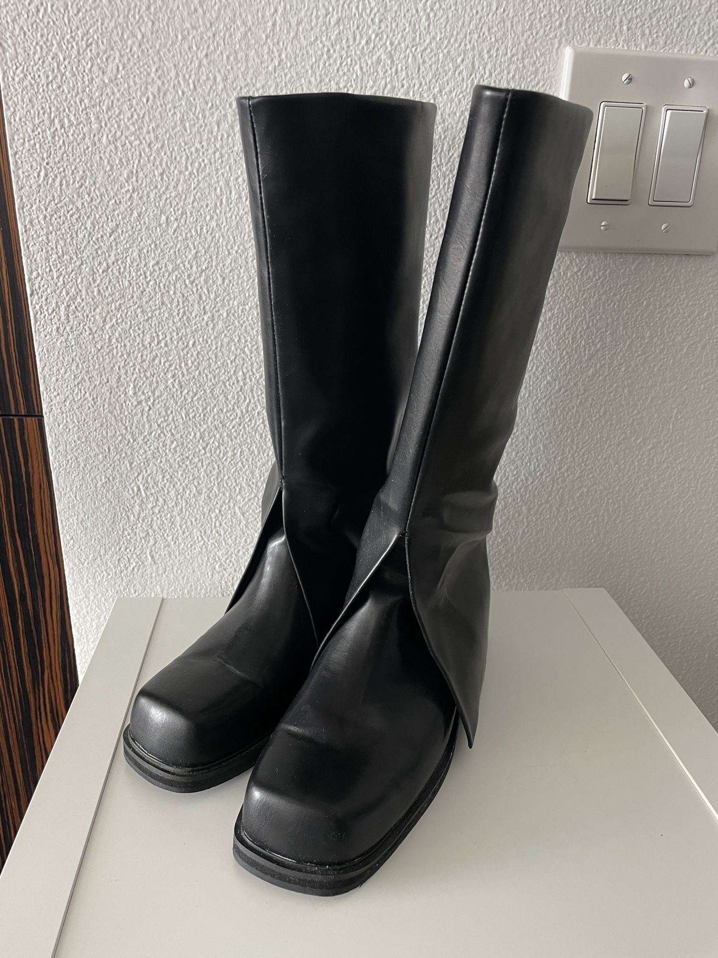 Leather Boots Source Unknown New