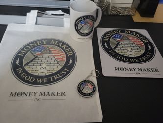 Custom T-shirts, Mouse Pads, Puzzles, Mugs, Tumblers, Bags...