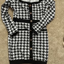Size M Black And White Dress 