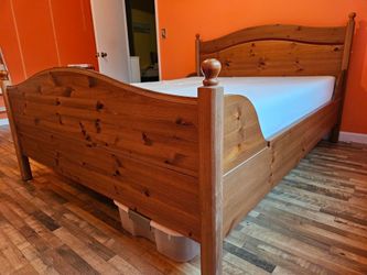 Queen size bed