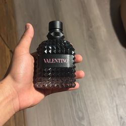 Valentino Born In Roma Intense 