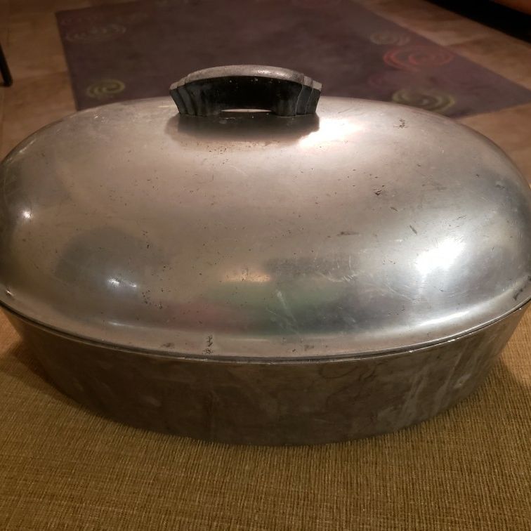 Vintage Household Institute Cooking Utensils Aluminum Oval Oven Roaster Pan Lid Bake
