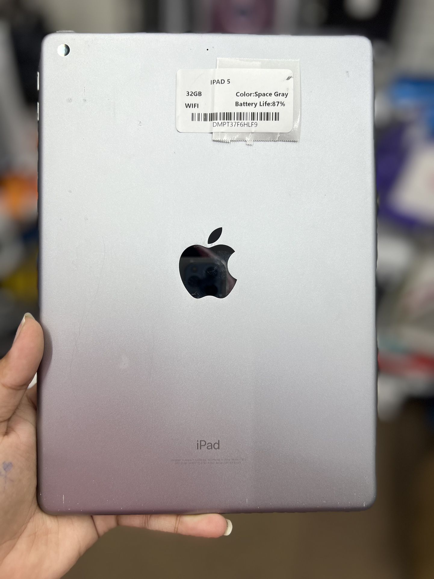 iPad 5th Gen | 32GB | wifi
