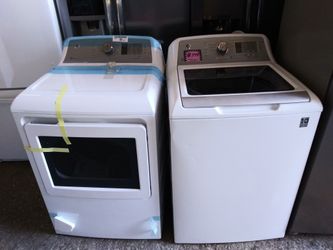 NEW scratch and dent top load washer and dryer set