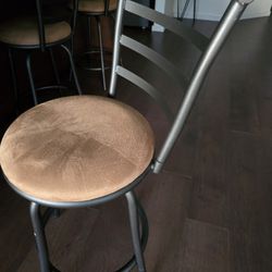 3 Swivel Bar Chairs, Bar Stools - Brand New