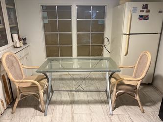 Table with 2 Chairs