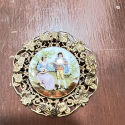 Vintage Victorian Courting brooch pin