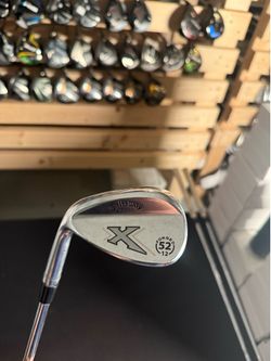 Lefty golf wedge 52