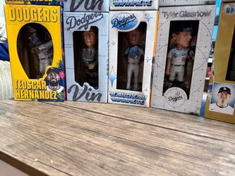 TRADE ONLY DODGER BOBBLE HEAD
