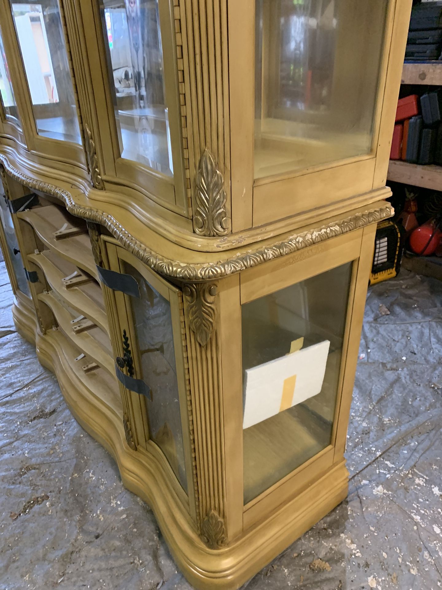 Beautiful China Cabinet 