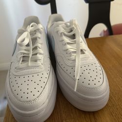 NIKE COURT VISION ALTA