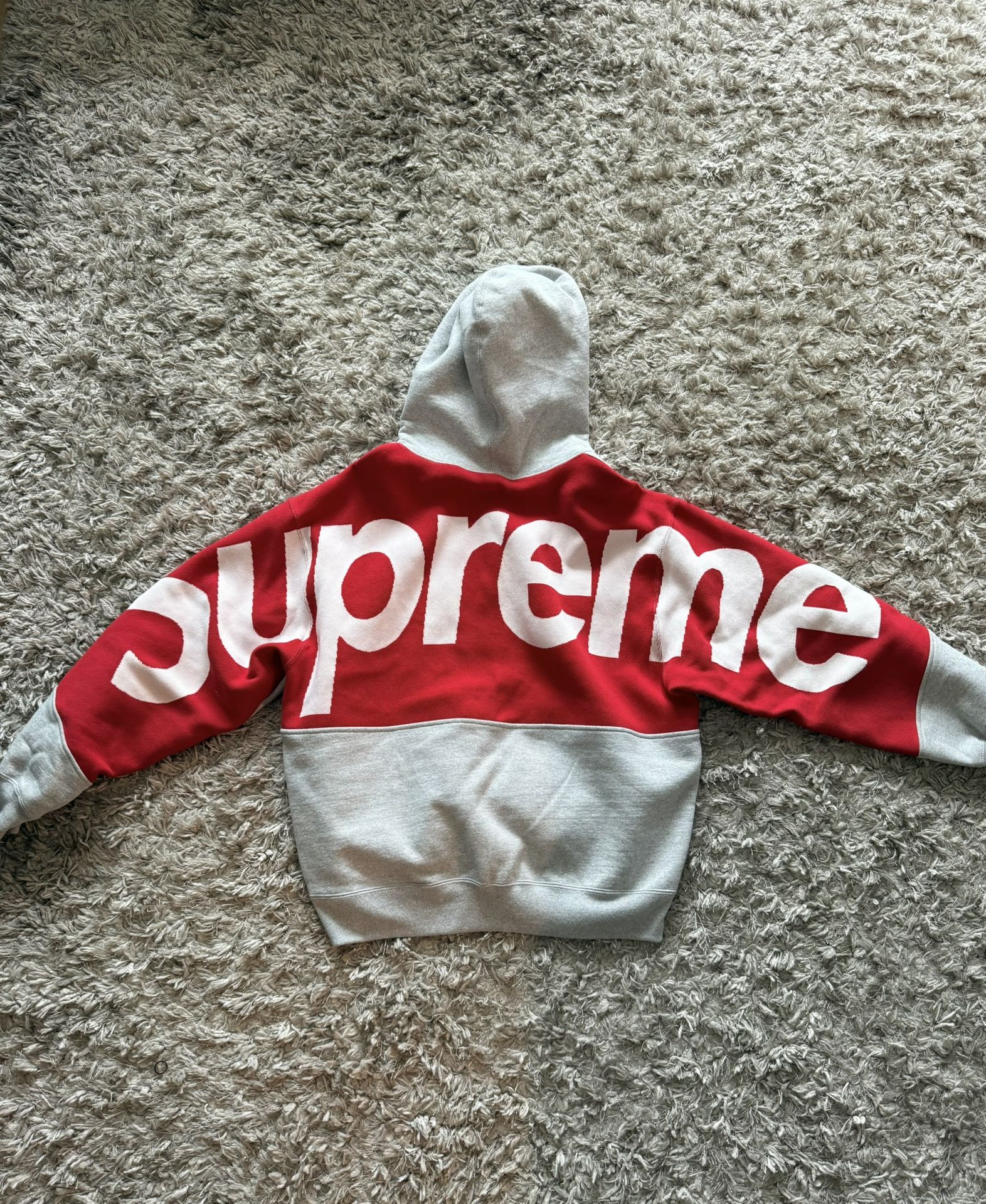 Supreme Big Logo Hoodie🔥