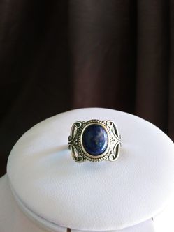 Silver s925 moonstone ring s8 fits like size 7