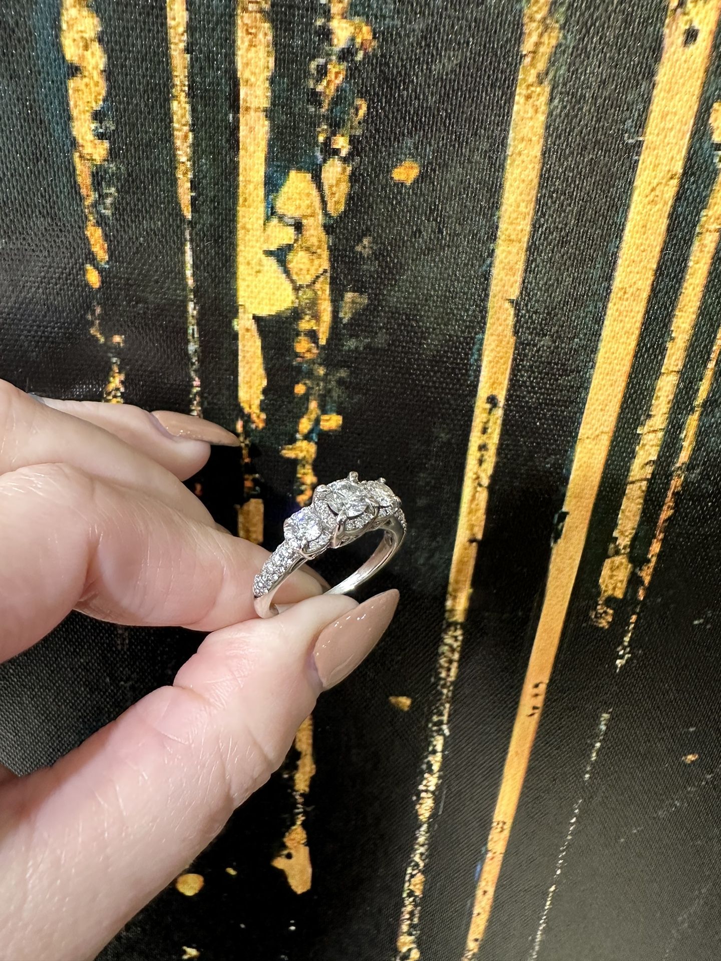 14k NATURAL DIAMOND RING 