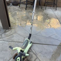 Globber Scooter