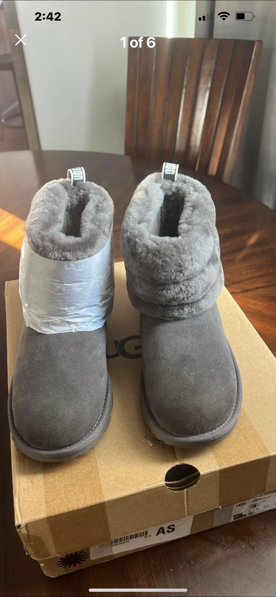 Ugg Short Boots 