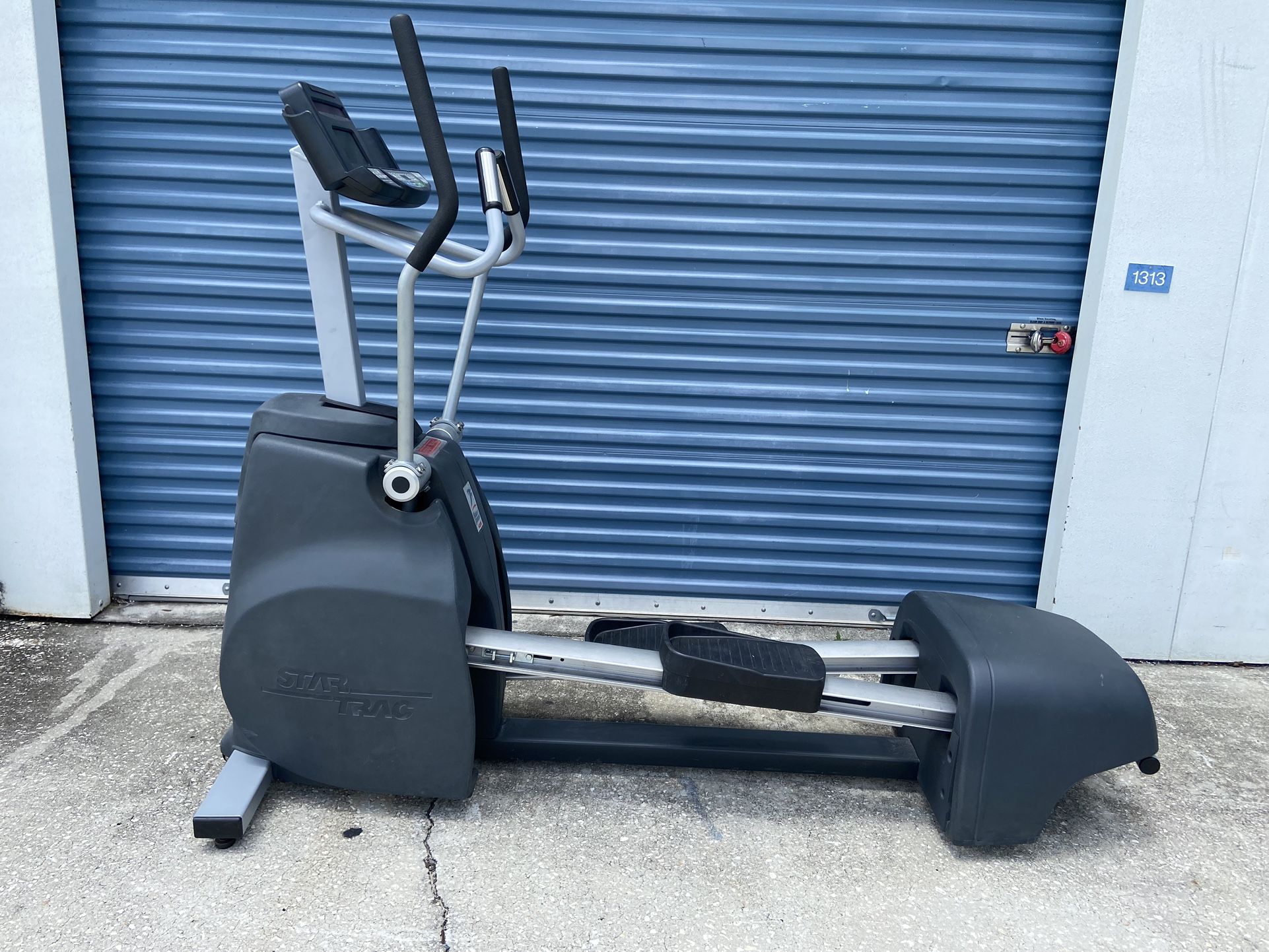 Star Trac Elliptical Runner Plus