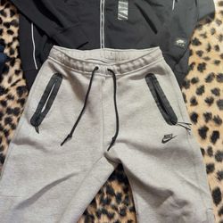 Nike air hoodie Nike tech pants