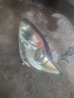 2004/2005/2006 Lexus Ls400 Driver Side Headlight