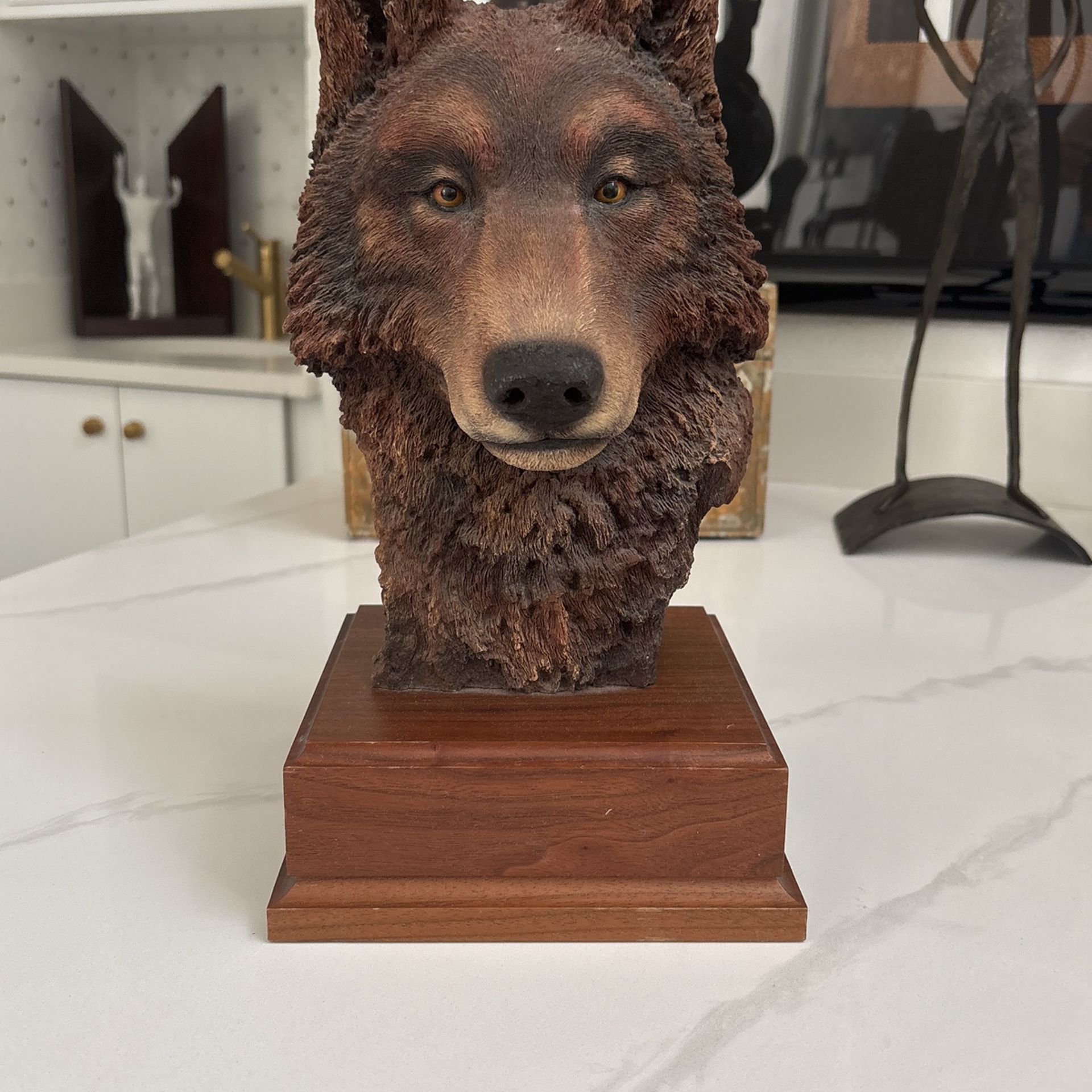 Fabulous Limited Edition WOLF Sculpture. VANISHING. Statue On Wood Base. Numbered 615/3000. Signed PAUL R CARRICO. 14” Tall X 8” Square