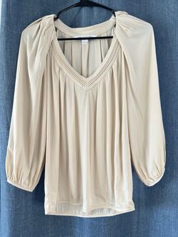 Diane von Furstenberg V-neck blouse creme silk long sleeve shirt top women's size 4